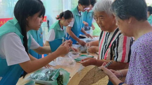 廣東江門中醫(yī)藥職業(yè)學(xué)院 傳承紅色基因，弘揚(yáng)中醫(yī)文化，開展養(yǎng)生保健服務(wù)活動